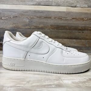 Nike Air Force 1 '07 Low Men's Size 12 White Athletic Lifestyle Shoes Sneakers